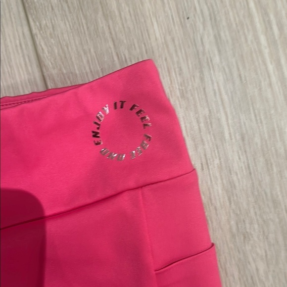 Zara Pink and White Leggings with High Waist and Side Stripes - Picture 4 of 5